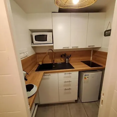 Apartman Les Valericaines - En Plein Coeur De La Cite Medievale